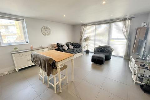 2 bedroom flat for sale, Southbourne