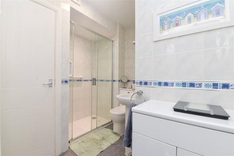 2 bedroom apartment for sale, Grove Road, Barton on Sea, New Milton, Hampshire, BH25