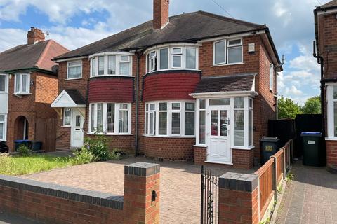 3 bedroom semi-detached house to rent, Jayshaw Avenue, Great Barr, Birmingham, B43