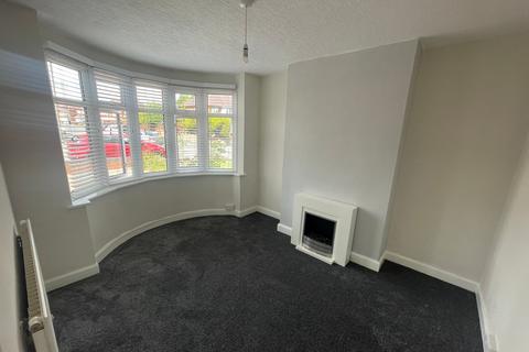 3 bedroom semi-detached house to rent, Jayshaw Avenue, Great Barr, Birmingham, B43