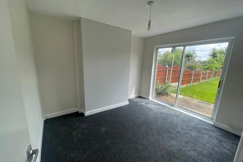 3 bedroom semi-detached house to rent, Jayshaw Avenue, Great Barr, Birmingham, B43