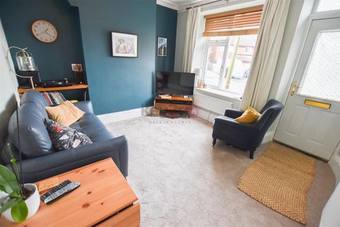 3 bedroom end of terrace house for sale, Cadman Street, Mosborough, Sheffield. S20