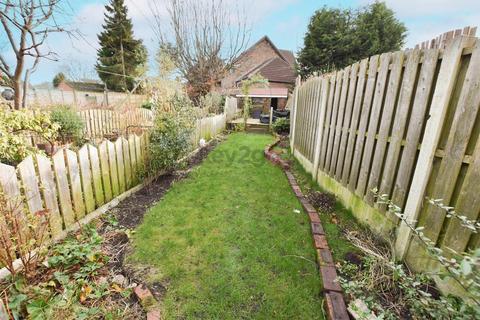 3 bedroom end of terrace house for sale, Cadman Street, Mosborough, Sheffield. S20