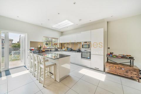 4 bedroom house for sale, Milton Road, Mill Hill, London, NW7