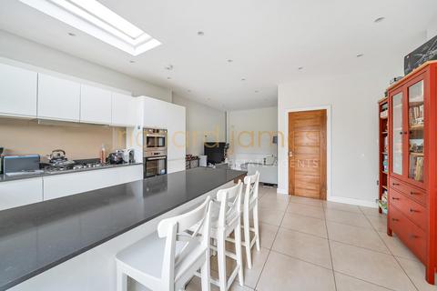 4 bedroom house for sale, Milton Road, Mill Hill, London, NW7