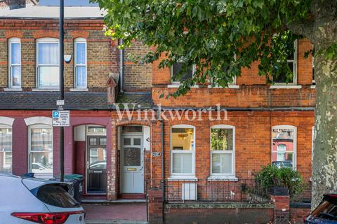 3 bedroom terraced house for sale, Lymington Avenue, London, N22