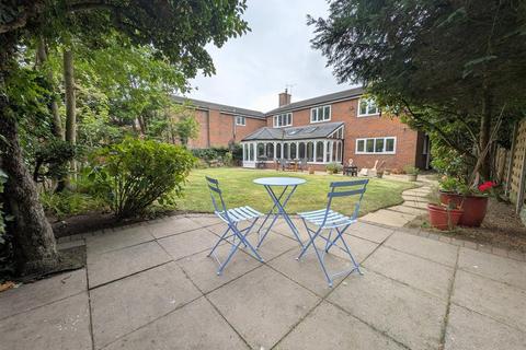 4 bedroom detached house for sale, Radbroke Close, Sandbach