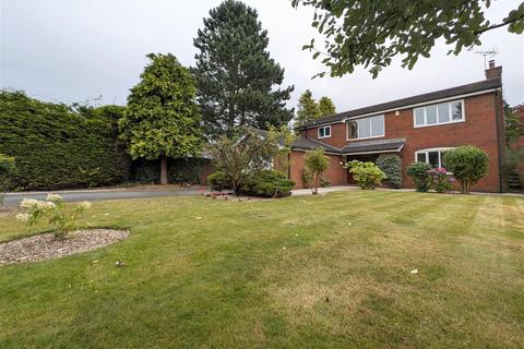 4 bedroom detached house for sale, Radbroke Close, Sandbach