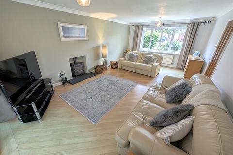 4 bedroom detached house for sale, Radbroke Close, Sandbach