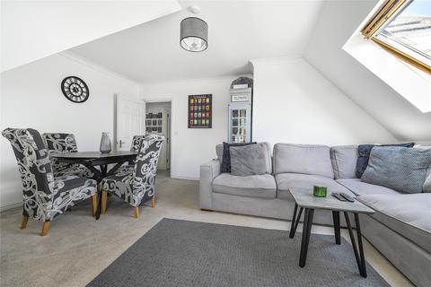 2 bedroom flat for sale, Montpellier Court, Walton On Thames, Surrey, KT12