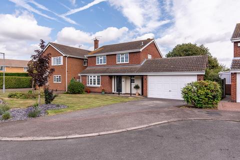 4 bedroom detached house for sale, Raglan Drive, Nottingham