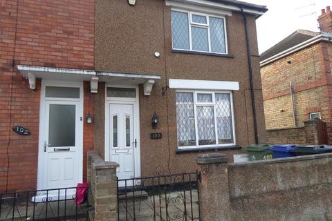 2 bedroom terraced house to rent, Fairview Avenue, Cleethorpes