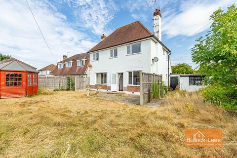 4 bedroom detached house for sale, Cranleigh Road, Southbourne