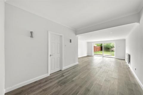 4 bedroom detached house for sale, Albert Road, Hounslow TW3