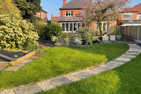 4 bedroom detached house for sale, Hartford Road, Davenham