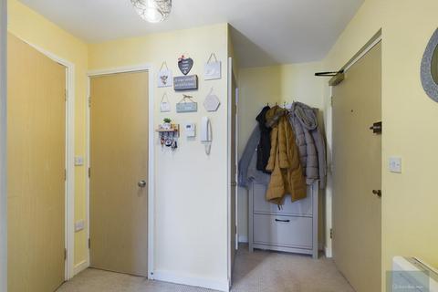 1 bedroom flat for sale, Blease Close, Trowbridge BA14