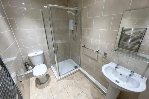 1 bedroom house to rent, Needham Road (Spare Room), L7 0EF,