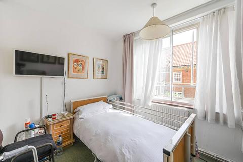 2 bedroom flat for sale, Chelsea Manor Street, Chelsea, London, SW3