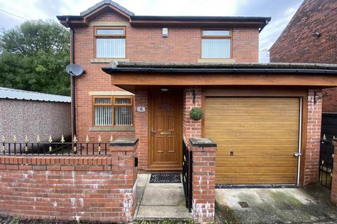 3 bedroom detached house for sale, Brooklands Street, Royton