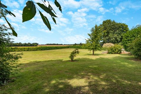 6 bedroom detached house for sale, Pluckley Road, Little Chart, Kent