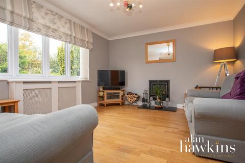 3 Englefield, Royal Wootton Bassett, Swindon, SN4 8BZ