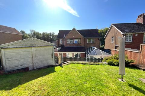 3 bedroom detached house for sale, Grove Park, Cwmbran NP44