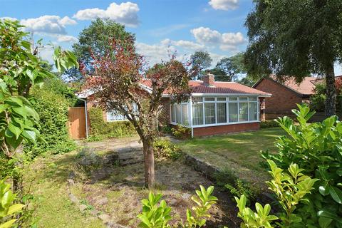 3 bedroom detached bungalow for sale, Heathfield Road, High Kelling, Holt