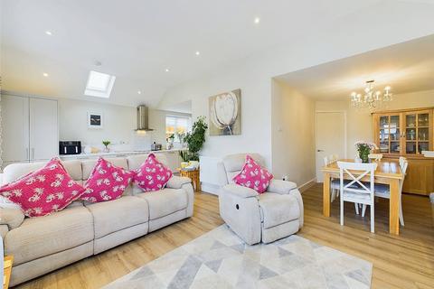 32 Armond Road, Witham, CM8 2HA
