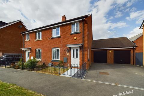 3 bedroom semi-detached house for sale, Paradise Orchard, Aylesbury