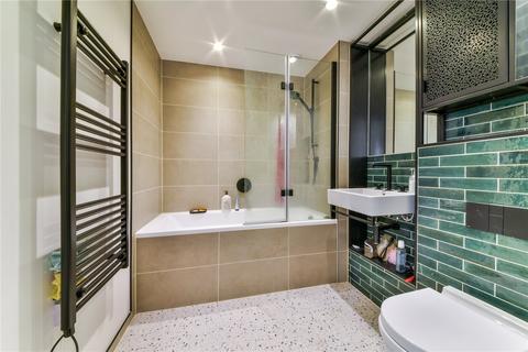 1 bedroom apartment to rent, Hawser Lane, London, E14