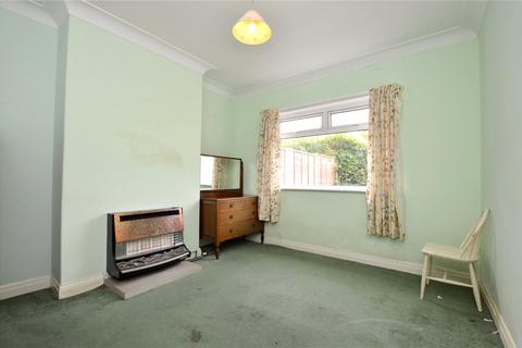 3 bedroom semi-detached house for sale, Deneway, Stanningley/Farsley Border, Pudsey, West Yorkshire