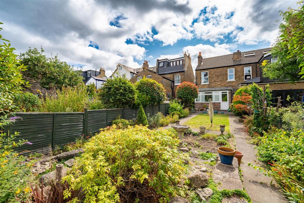 44 St Dunstans Rear 2.jpg