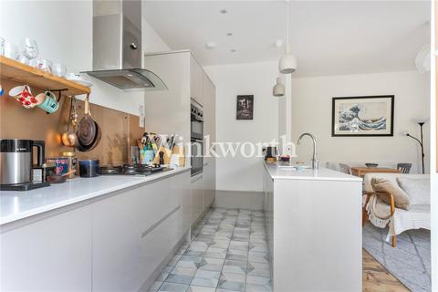 2 bedroom house for sale, Russell Avenue, Noel Park, London, N22