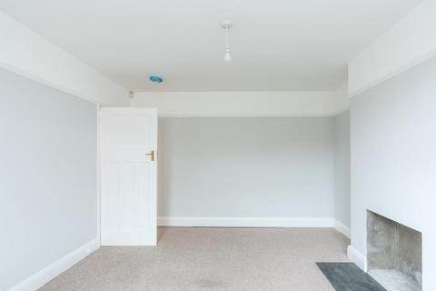 4 bedroom terraced house to rent, Filton Avenue, Bristol BS7