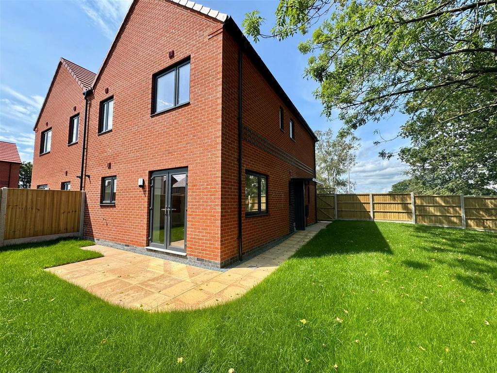 Ifton frontage 2.jpg
