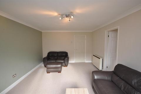 2 bedroom flat to rent, 4 Stanton Walk, Warwick