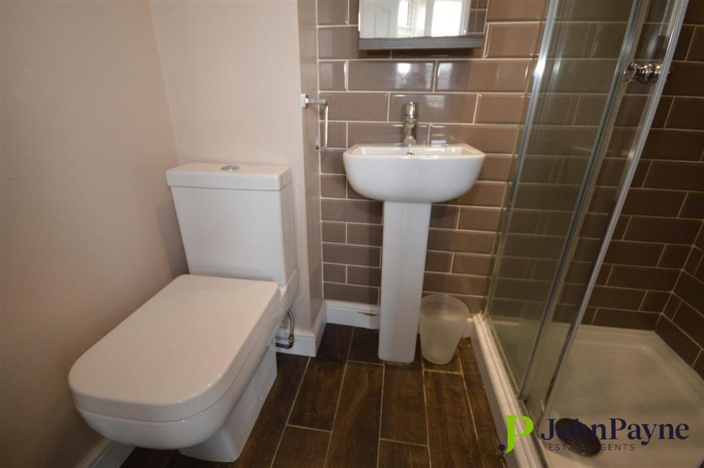 En Suite Shower Room