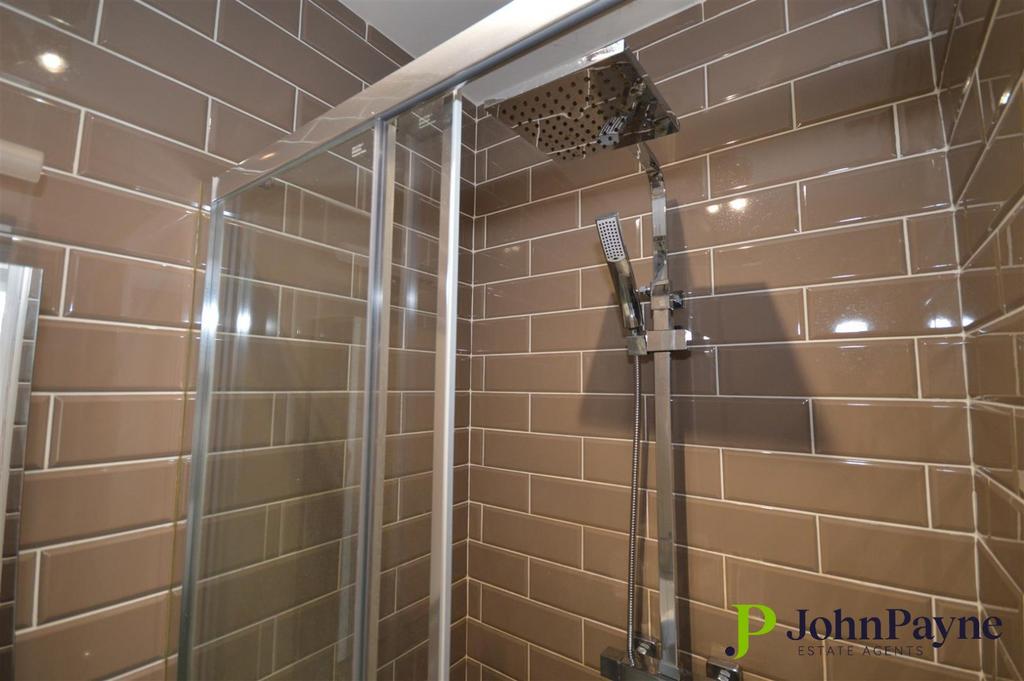 En Suite Shower Room