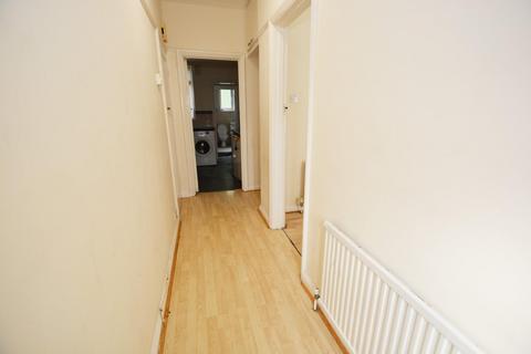 1 bedroom flat for sale, Floriston Court, Northolt, UB5 4JX