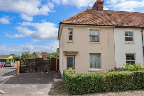 2 bedroom end of terrace house for sale, Bentley Grove, Calne SN11