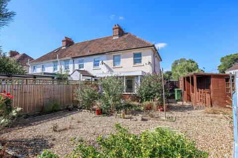 8 Bentley Grove, Calne, SN11 8EH