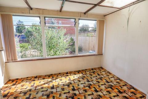 8 Bentley Grove, Calne, SN11 8EH