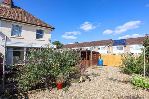 8 Bentley Grove, Calne, SN11 8EH