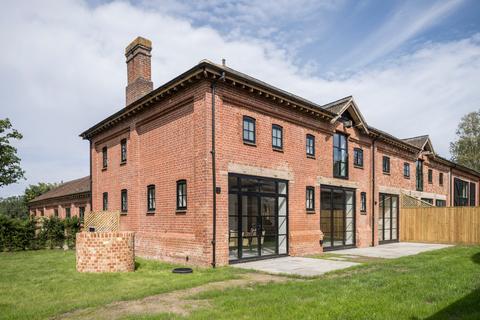 4 bedroom barn conversion for sale, The Granary, Broomlands Farm, Warnham