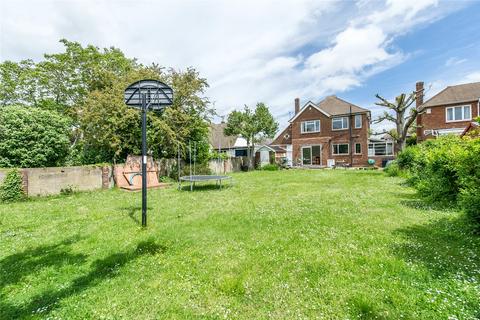 66 Windsor Road, Gravesend, DA12 5BN