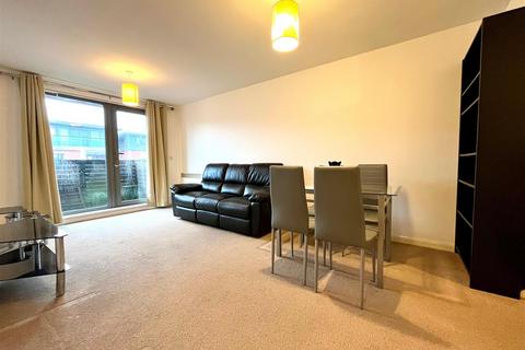 2 bedroom apartment to rent, Skyline, 165 Granville Street