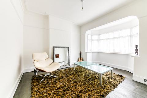 105 Queens Road, Croydon, CR0 2PT