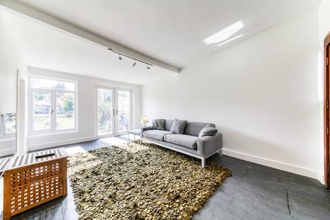 105 Queens Road, Croydon, CR0 2PT