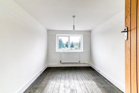 105 Queens Road, Croydon, CR0 2PT