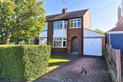 3 bedroom semi-detached house for sale, Thomas Avenue, Radcliffe-On-Trent, Nottingham